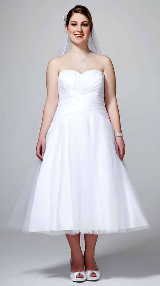 4 Tips for Finding the Perfect Plus Size Wedding Dress