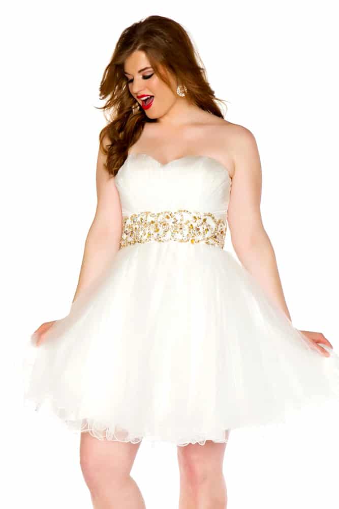 Guide to Plus Size Wedding Dress Lengths and Hems