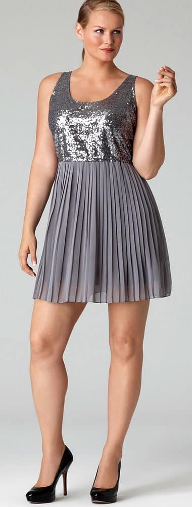 Silver sequined pleated short dress