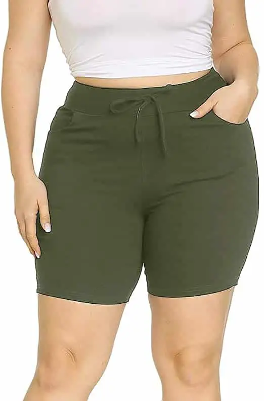 Plus Size Mid-length Shorts 03