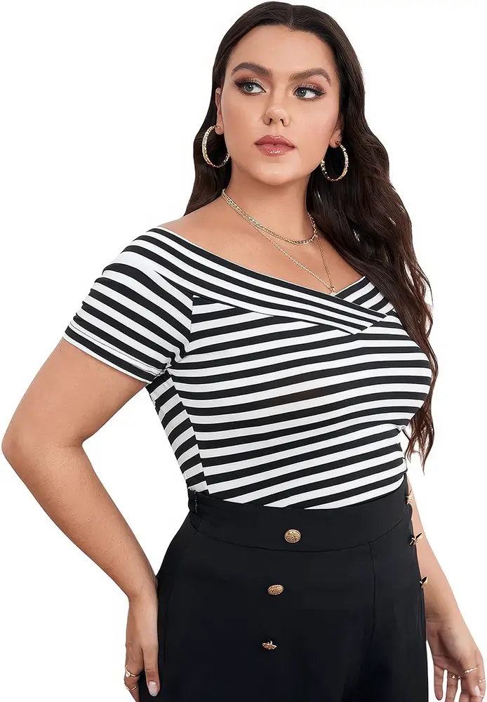 How Plus Size Can Wear Stripes - Horizontal - 01
